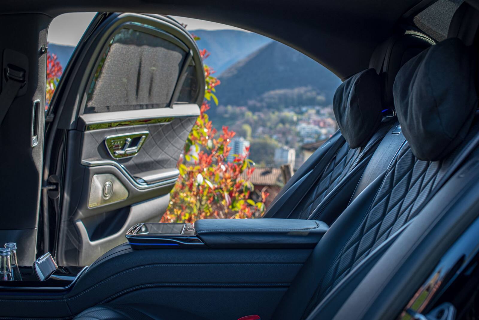 Mercedes Classe S - dettaglio plancia e volante